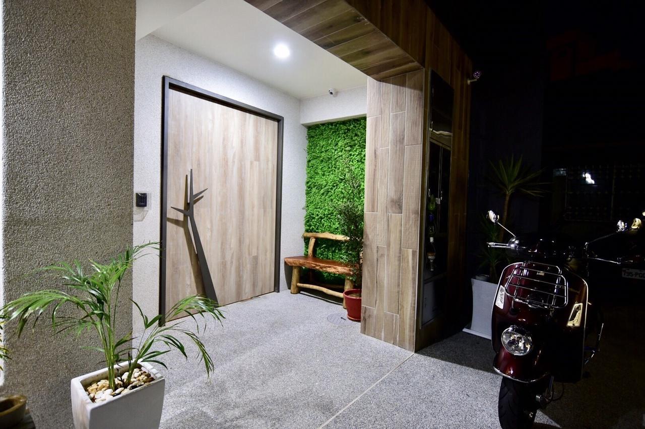 Sakagami Hotel Tainan Bagian luar foto
